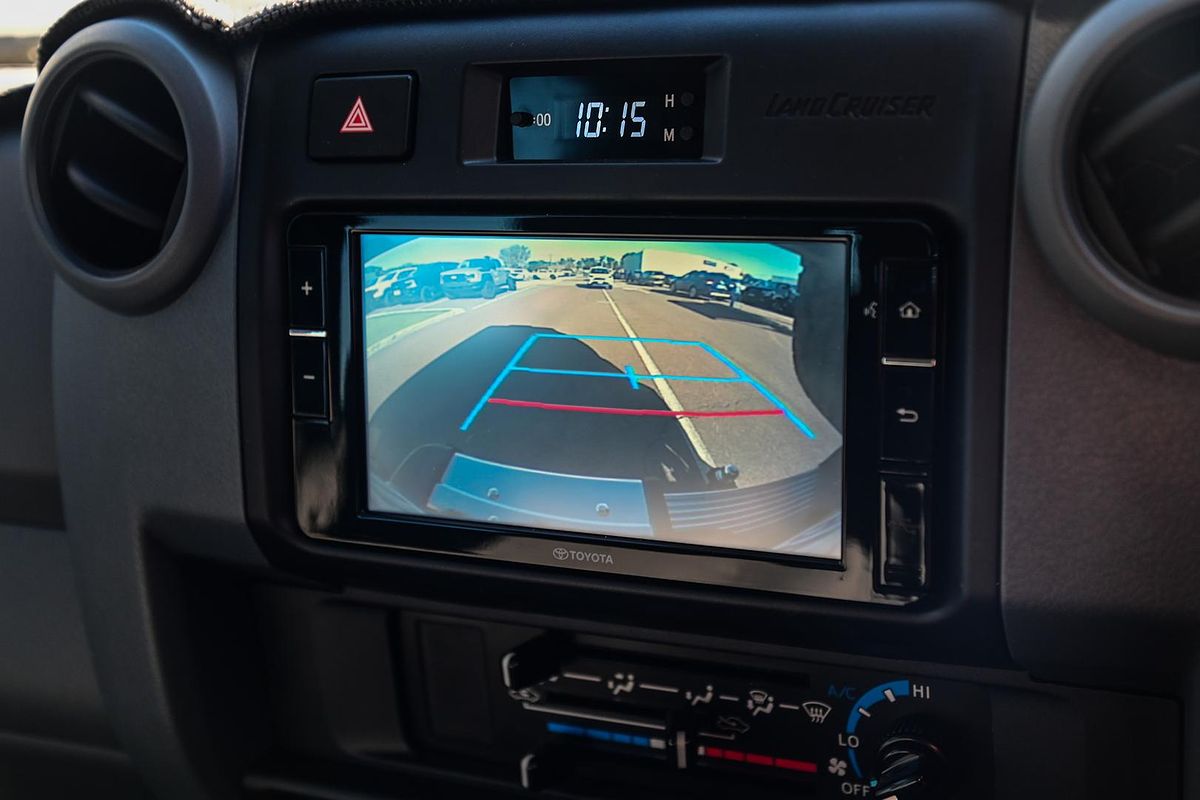 2025 Toyota Landcruiser GXL GDJL76R