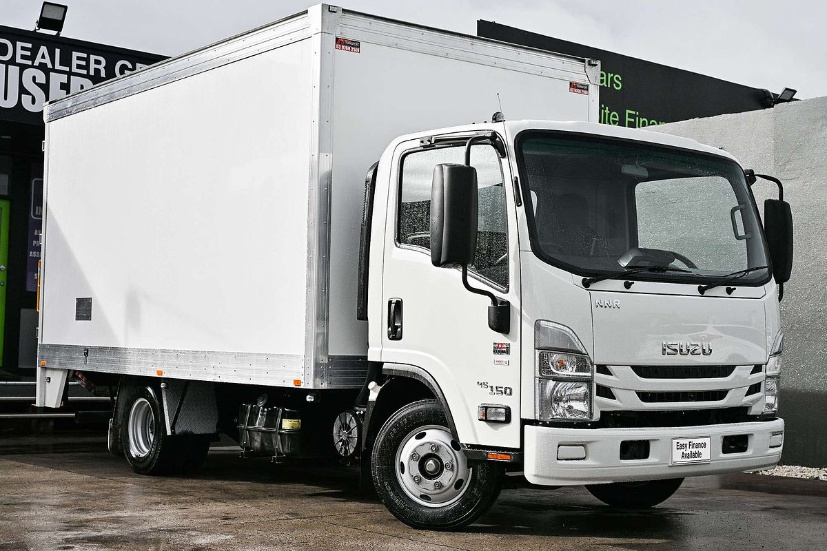 2023 Isuzu N Series NNR 45-150 4x2 MWB