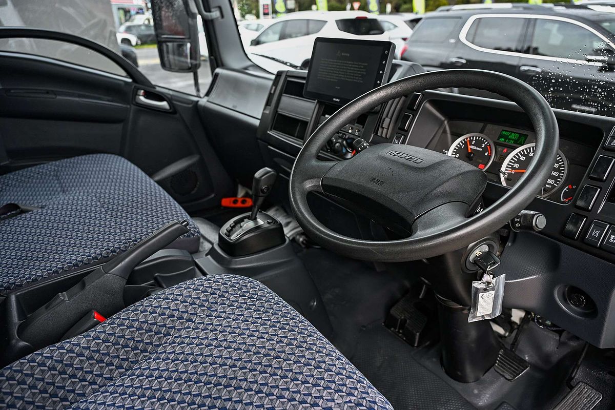 2023 Isuzu N Series NNR 45-150 4x2 MWB