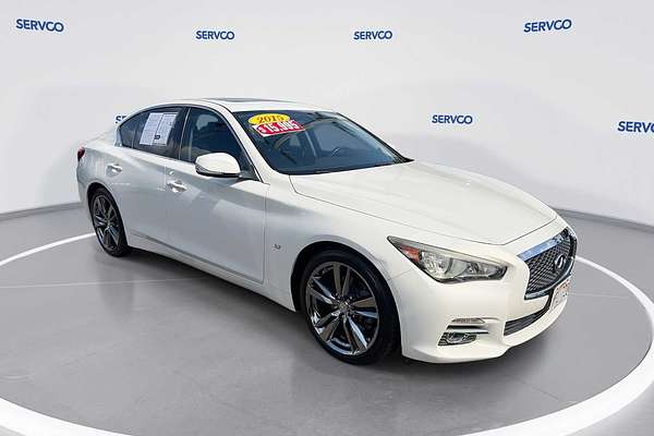 2015 INFINITI Q50 Premium