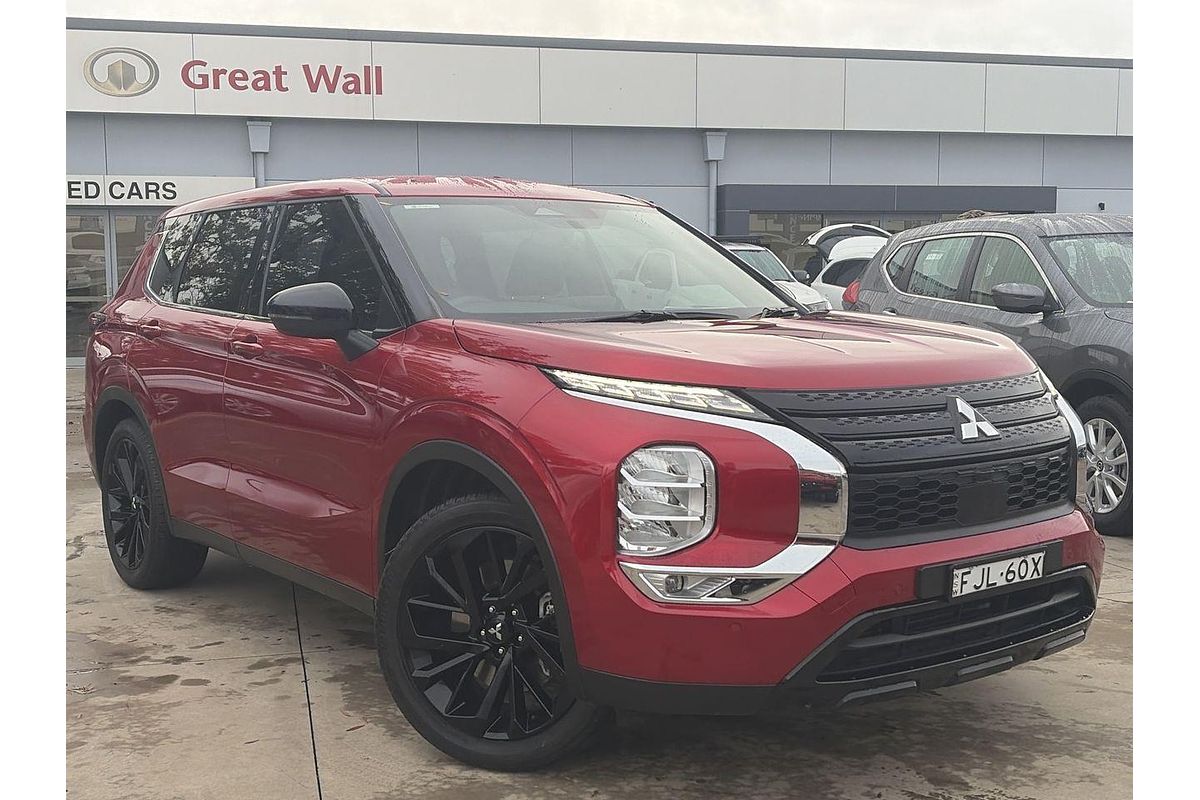 2024 Mitsubishi Outlander Black Edition ZM