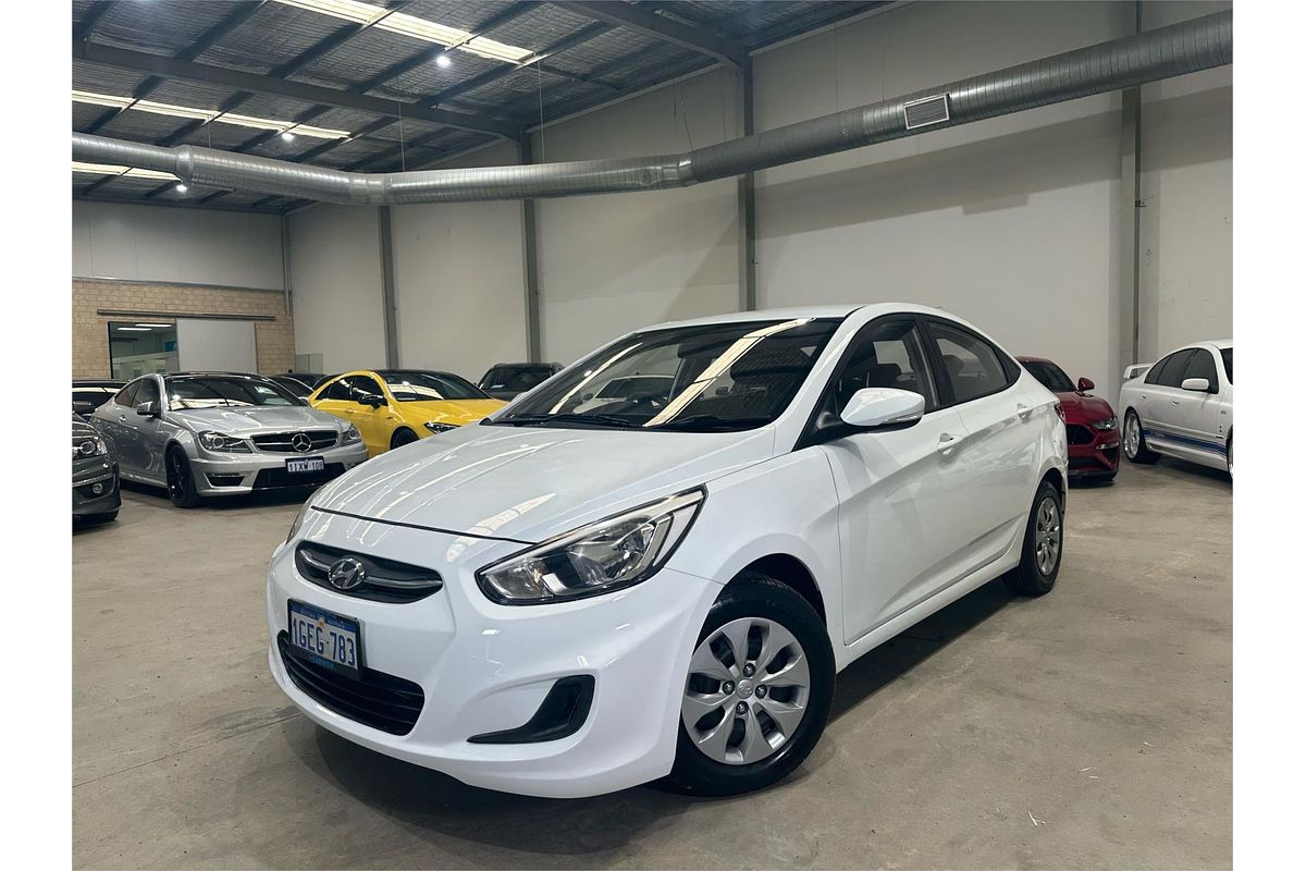 2016 Hyundai Accent Active RB4