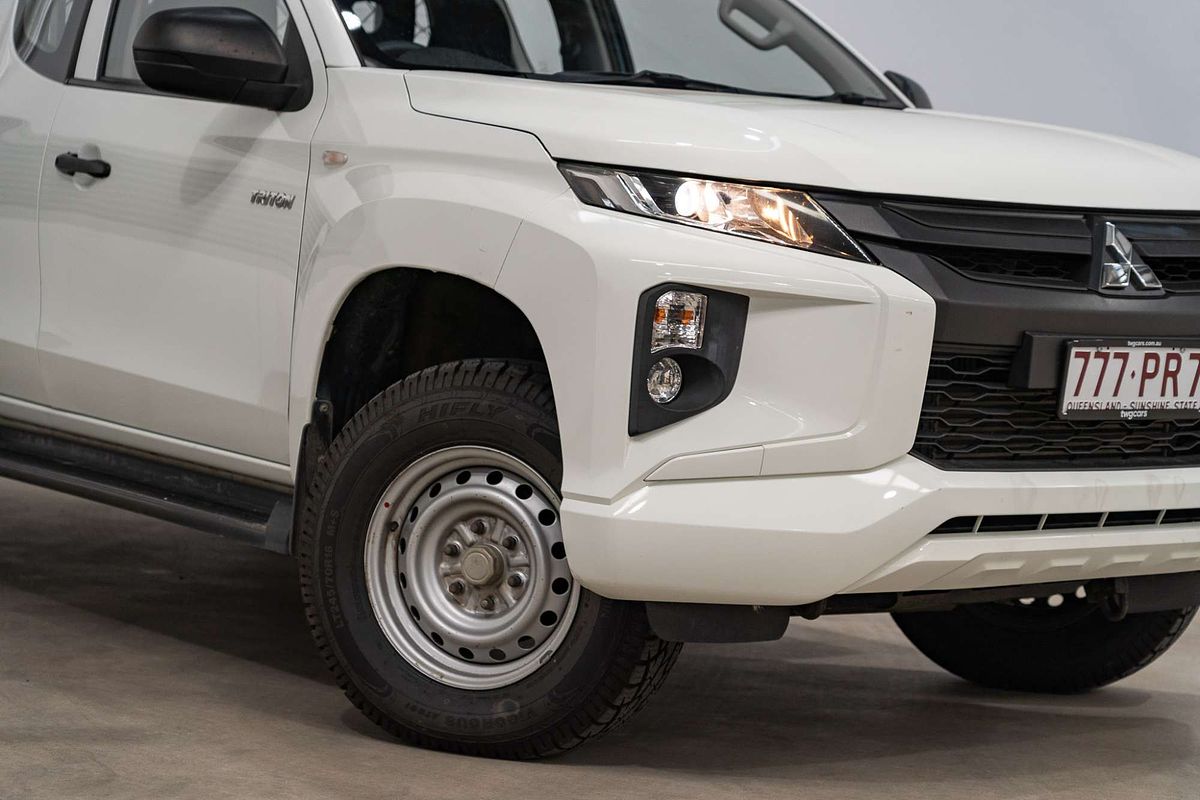 2022 Mitsubishi Triton GLX MR 4X4