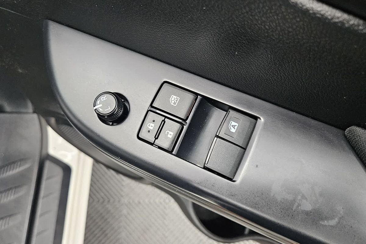 2022 Toyota Hilux Workmate TGN121R Rear Wheel Drive