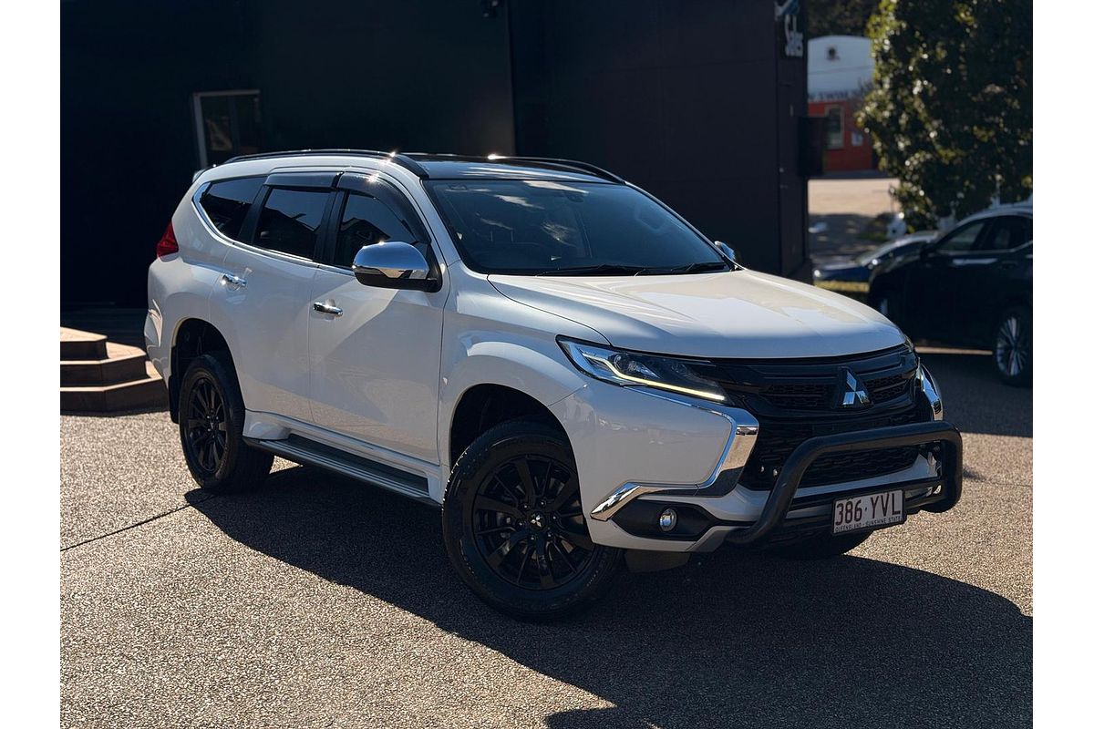 2019 Mitsubishi Pajero Sport Black Edition QE