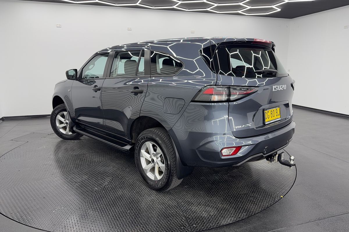 2022 Isuzu MU-X LS-M