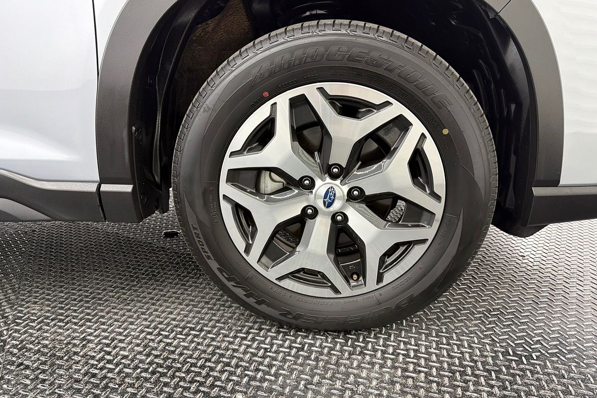 2025 Subaru Forester 2.5i S5