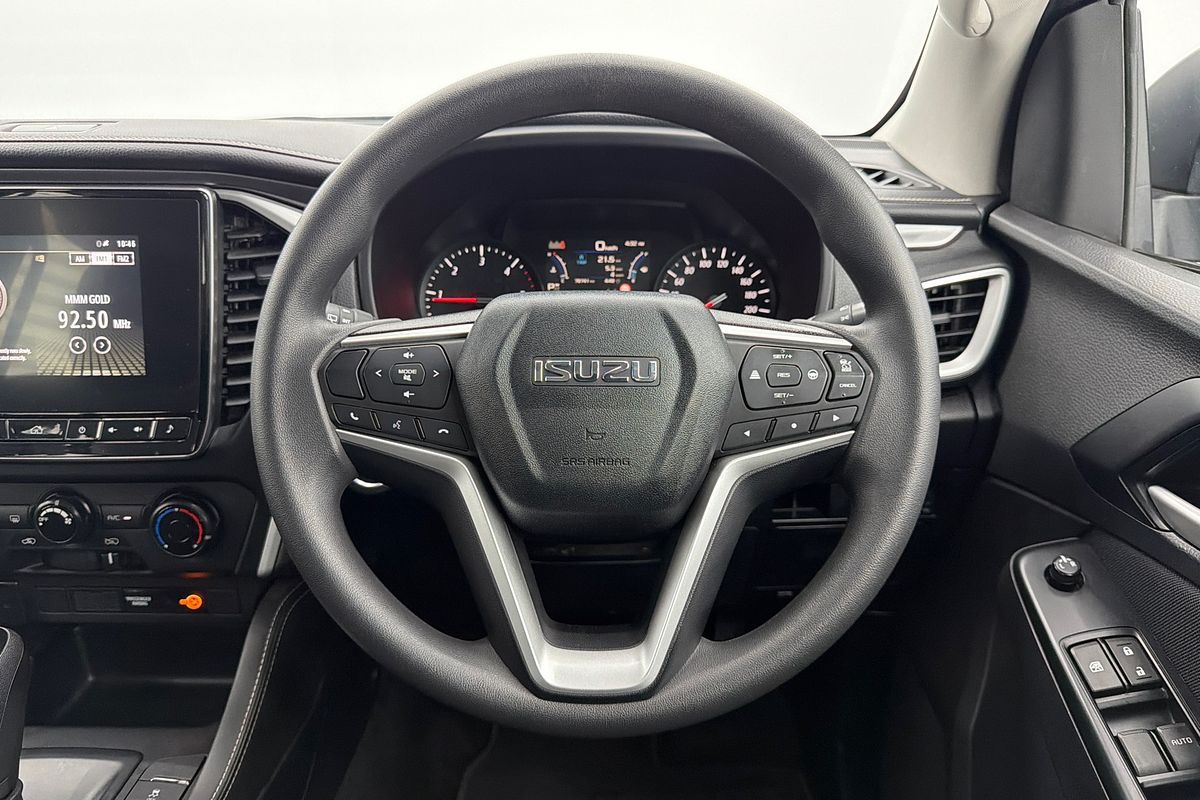 2022 Isuzu MU-X LS-M