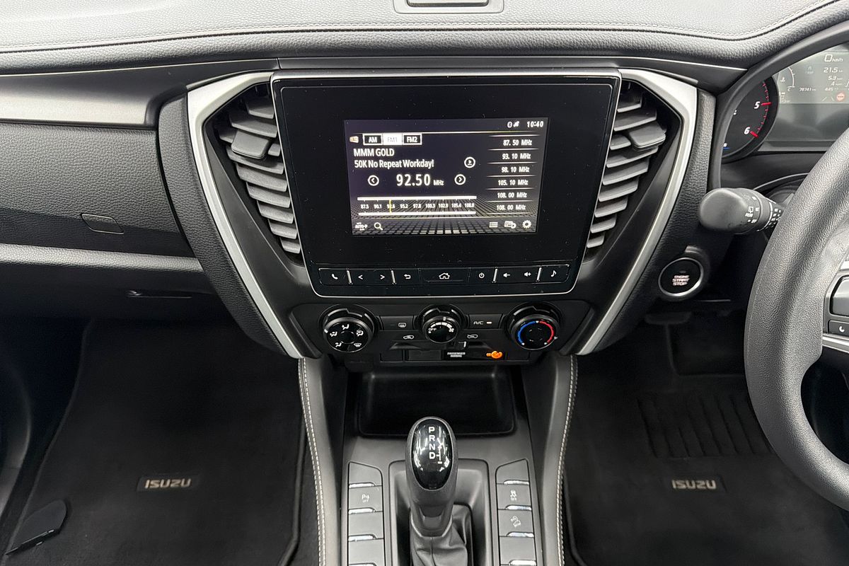 2022 Isuzu MU-X LS-M