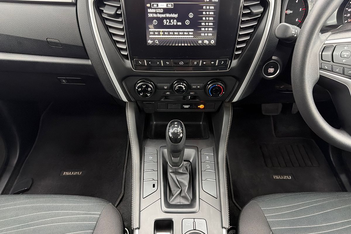 2022 Isuzu MU-X LS-M