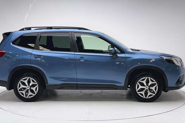 2024 Subaru Forester 2.5i S5 thumb-8