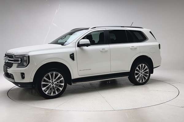 2024 Ford Everest Platinum 3.0L thumb-3
