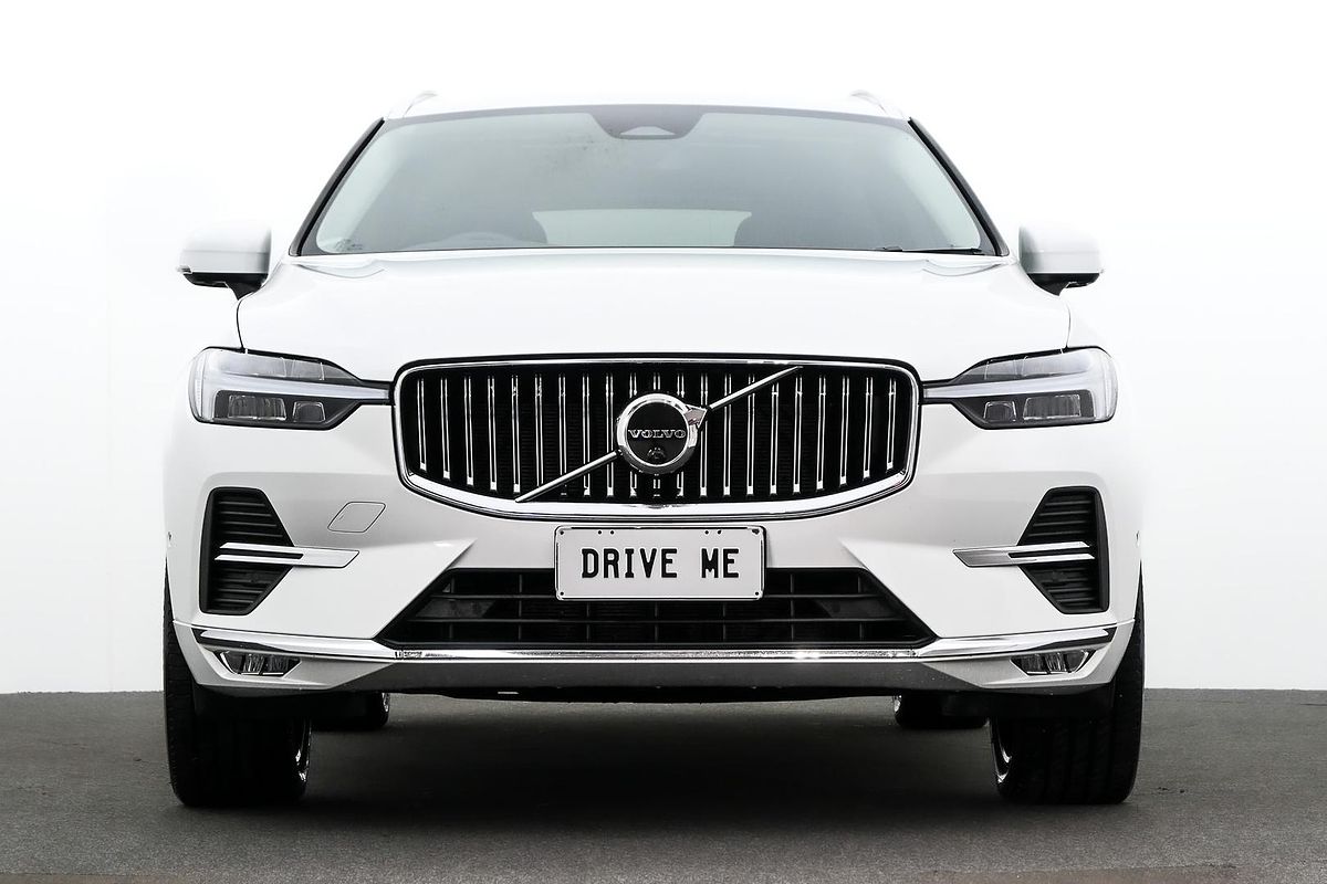 2022 Volvo XC60 B5 Inscription