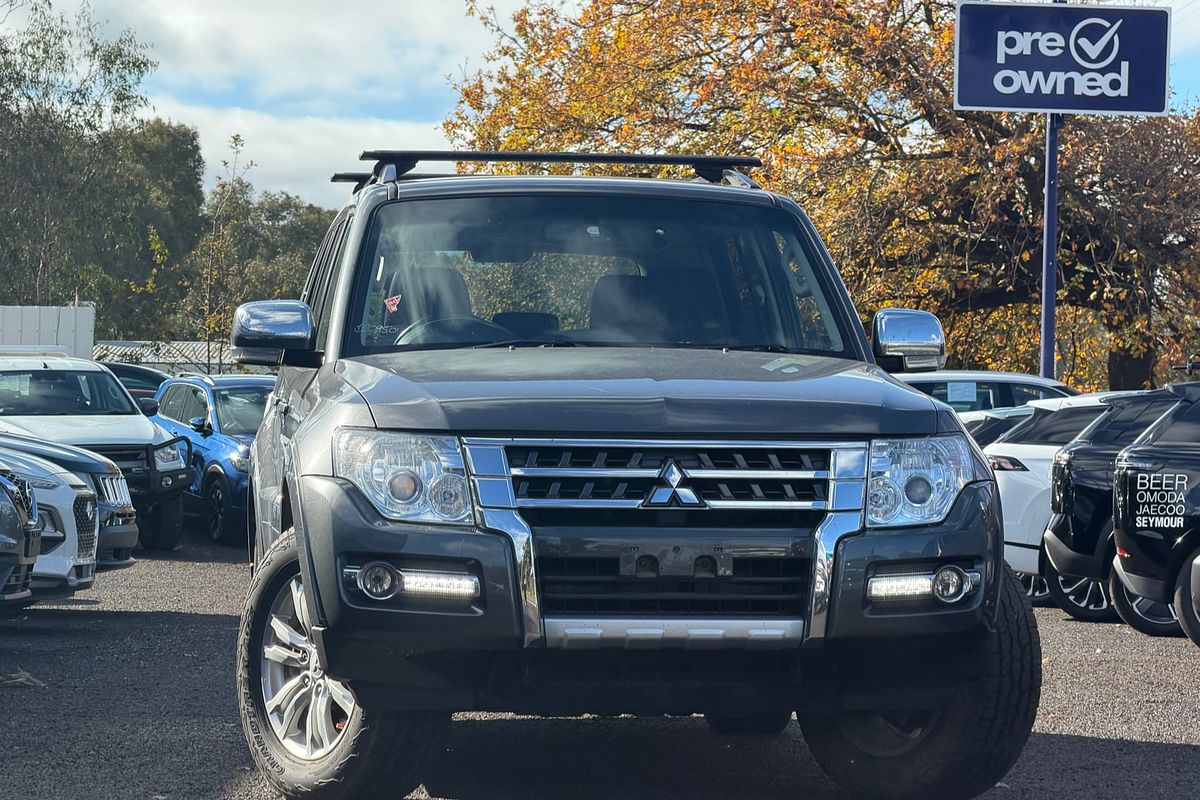2017 Mitsubishi Pajero GLX NX