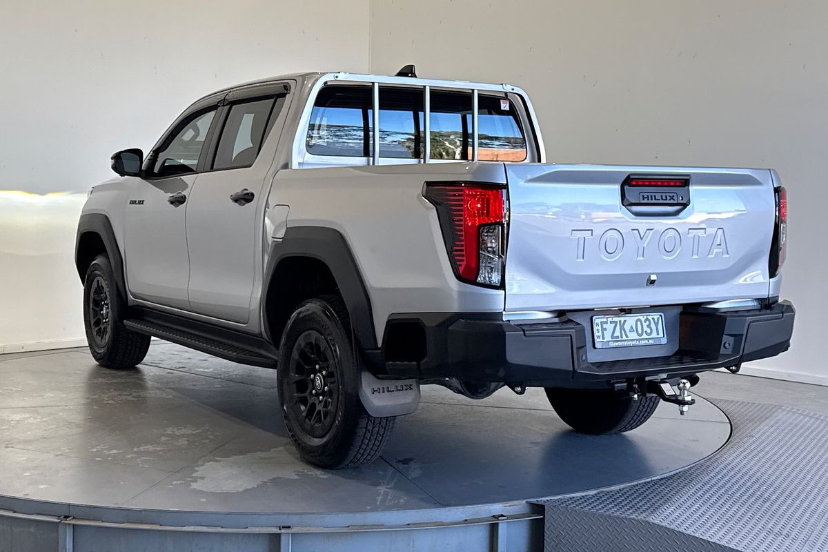 2025 Toyota Hilux SR 48V GUN227R 4X4