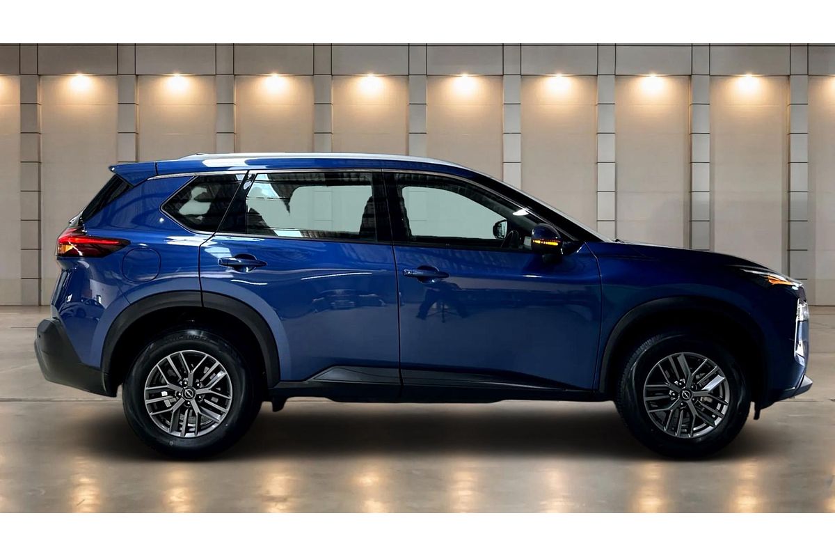 2024 Nissan X-TRAIL ST T33