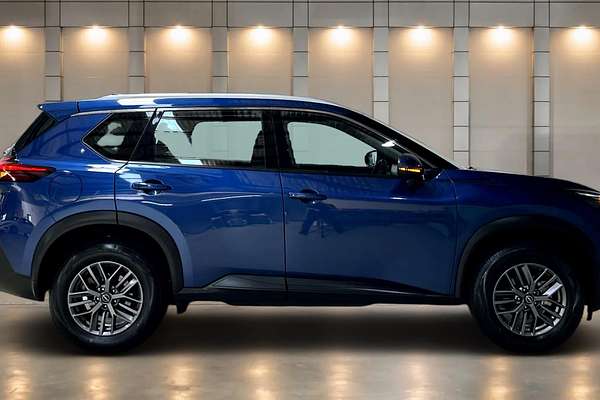 2024 Nissan X-TRAIL ST T33