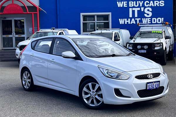2019 Hyundai Accent Sport RB6
