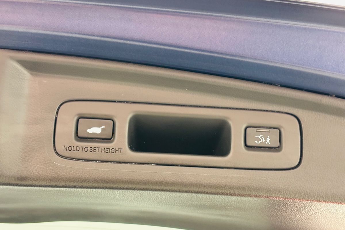Honda CR-V. 5 Doors Auto HEVRS 24