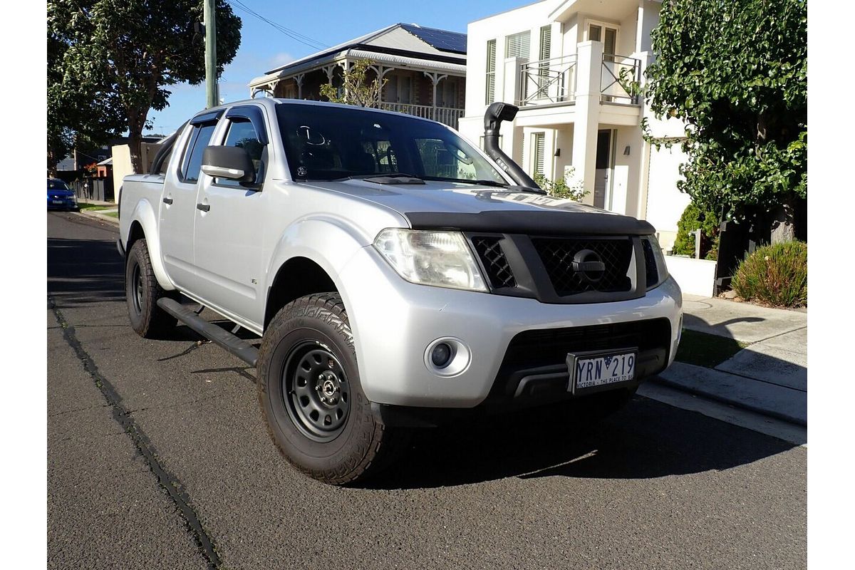 2011 Nissan Navara ST-X 550 D40 4X4
