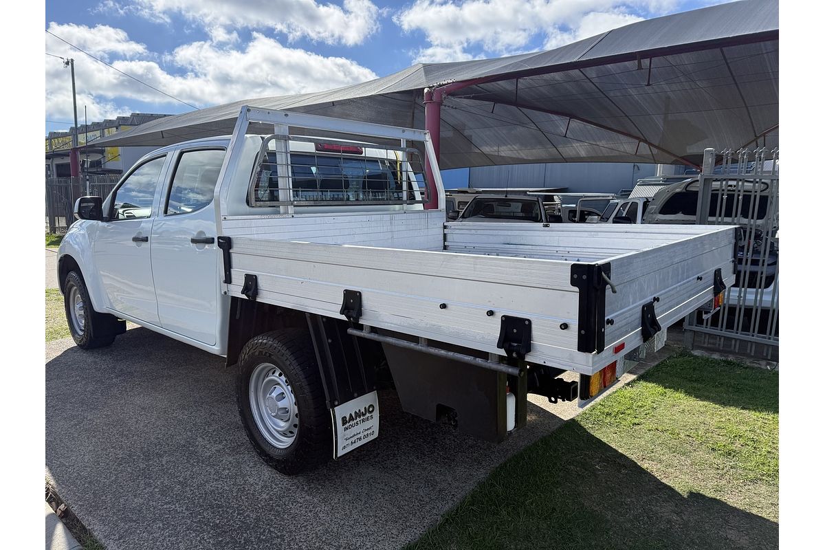 2015 Isuzu D-MAX SX 4X4