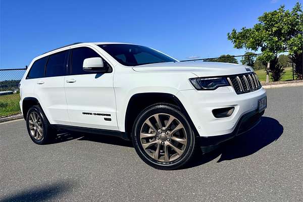 2016 Jeep Grand Cherokee 75th Anniversary WK