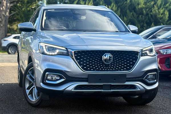 2022 MG HS Excite SAS23