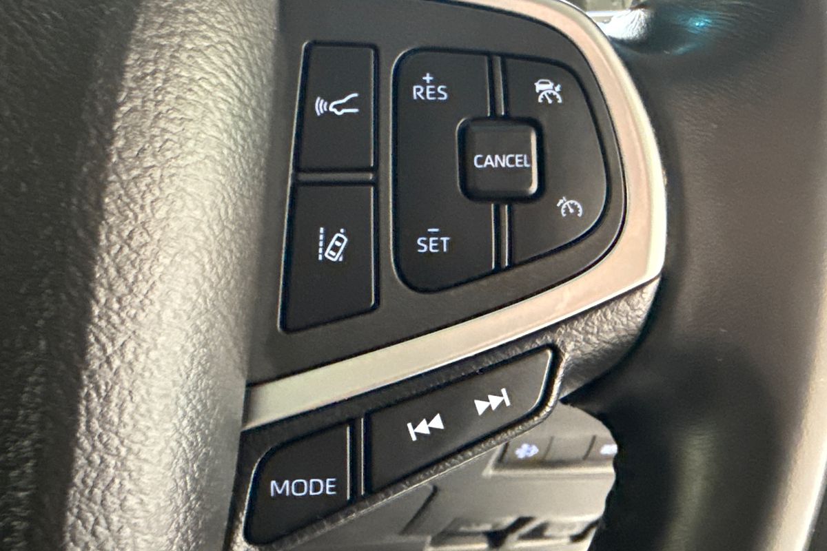 2022 Toyota Granvia GDH303R