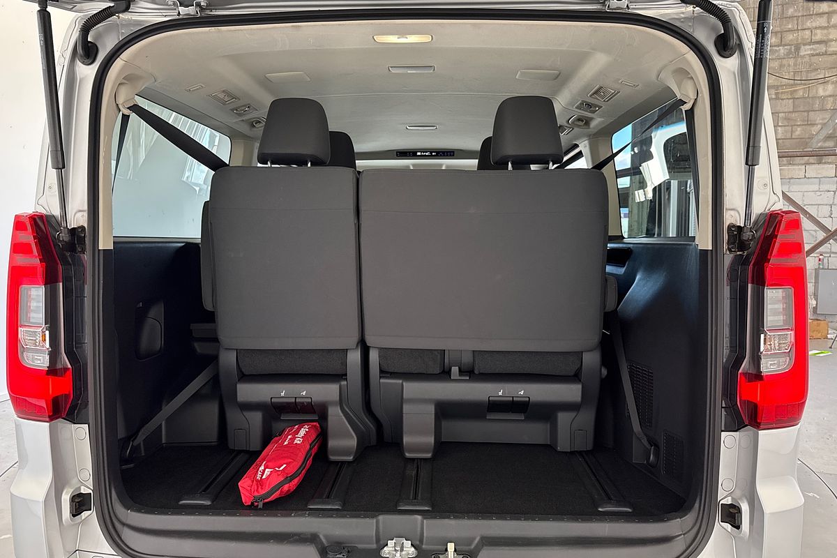 2022 Toyota Granvia GDH303R