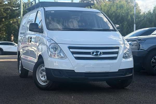 2016 Hyundai iLoad TQ3-V Series II