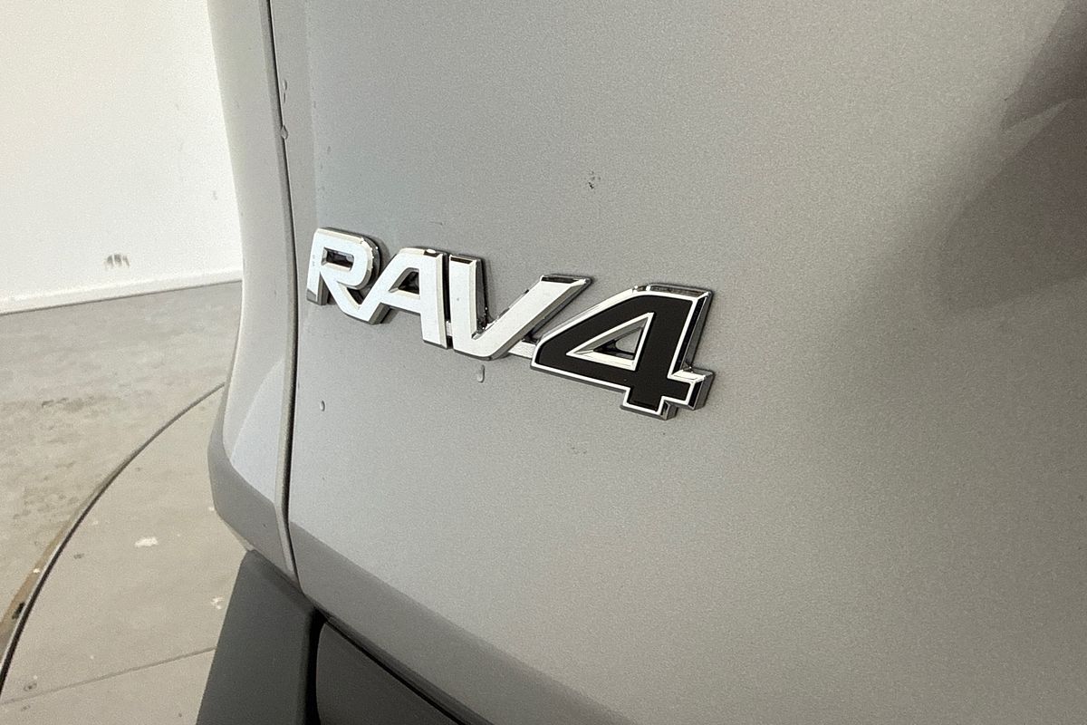 2025 Toyota RAV4 GX (2WD) HYBRID AXAH52R
