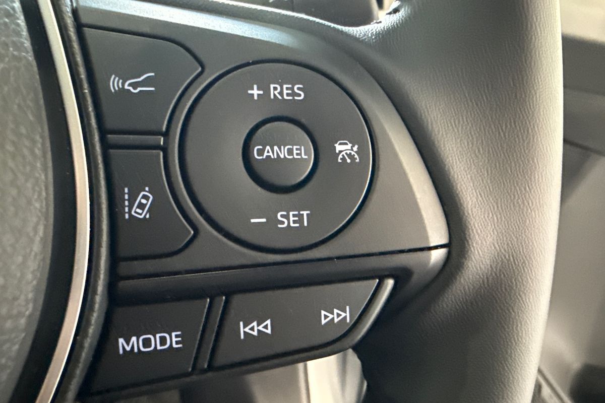 2025 Toyota RAV4 GX (2WD) HYBRID AXAH52R