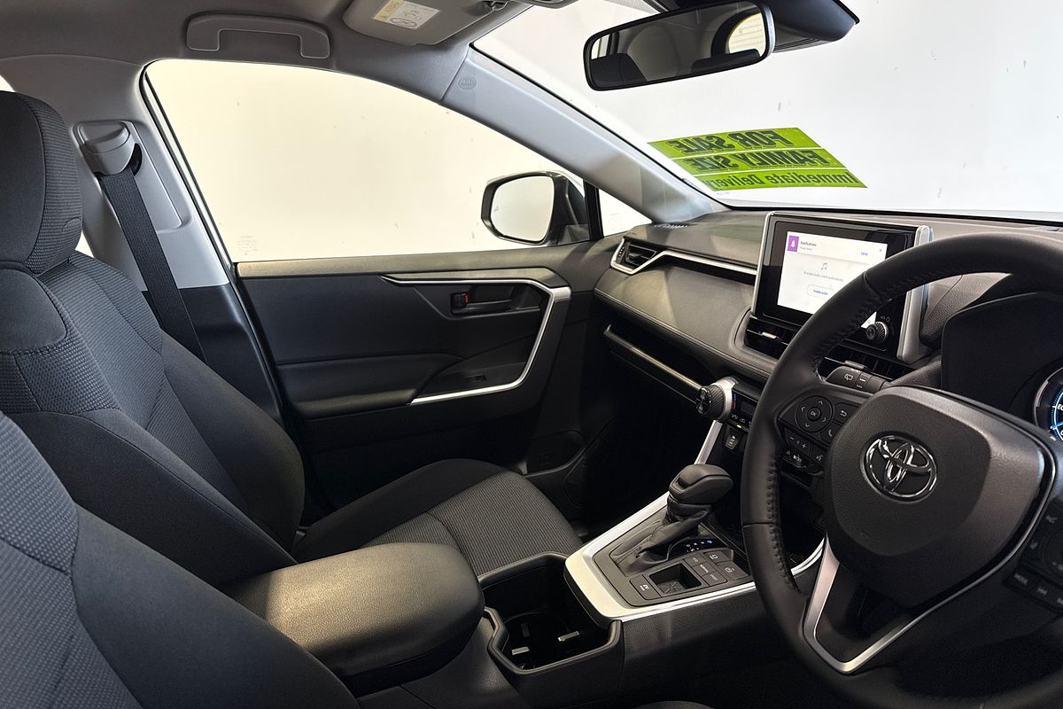 2025 Toyota RAV4 GX (2WD) HYBRID AXAH52R
