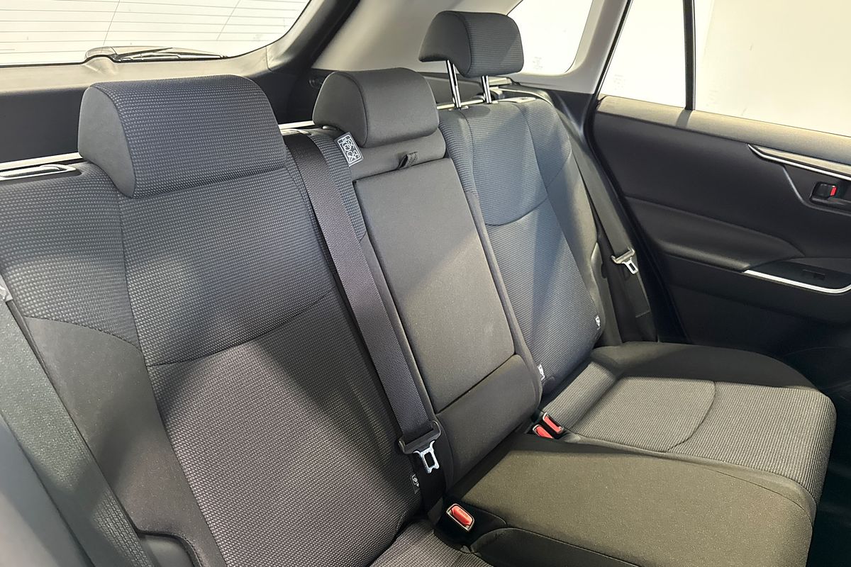 2025 Toyota RAV4 GX (2WD) HYBRID AXAH52R