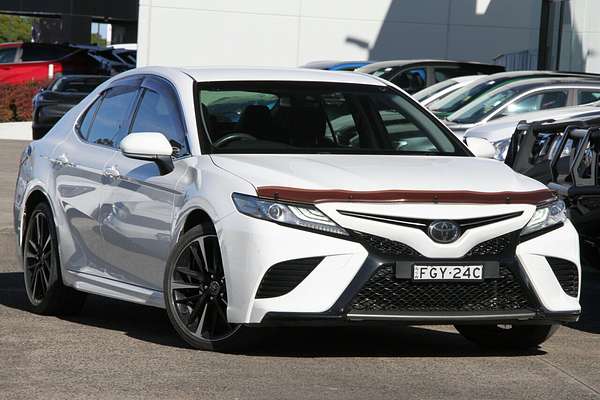 2019 Toyota Camry SX GSV70R