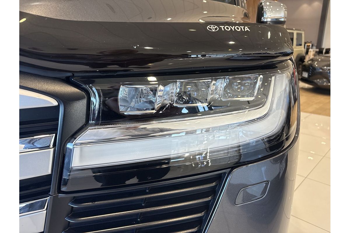 2023 Toyota Landcruiser Sahara FJA300R