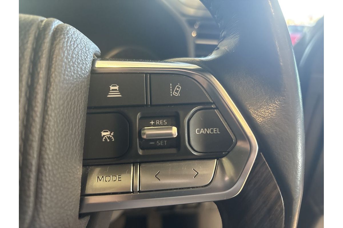 2023 Toyota Landcruiser Sahara FJA300R
