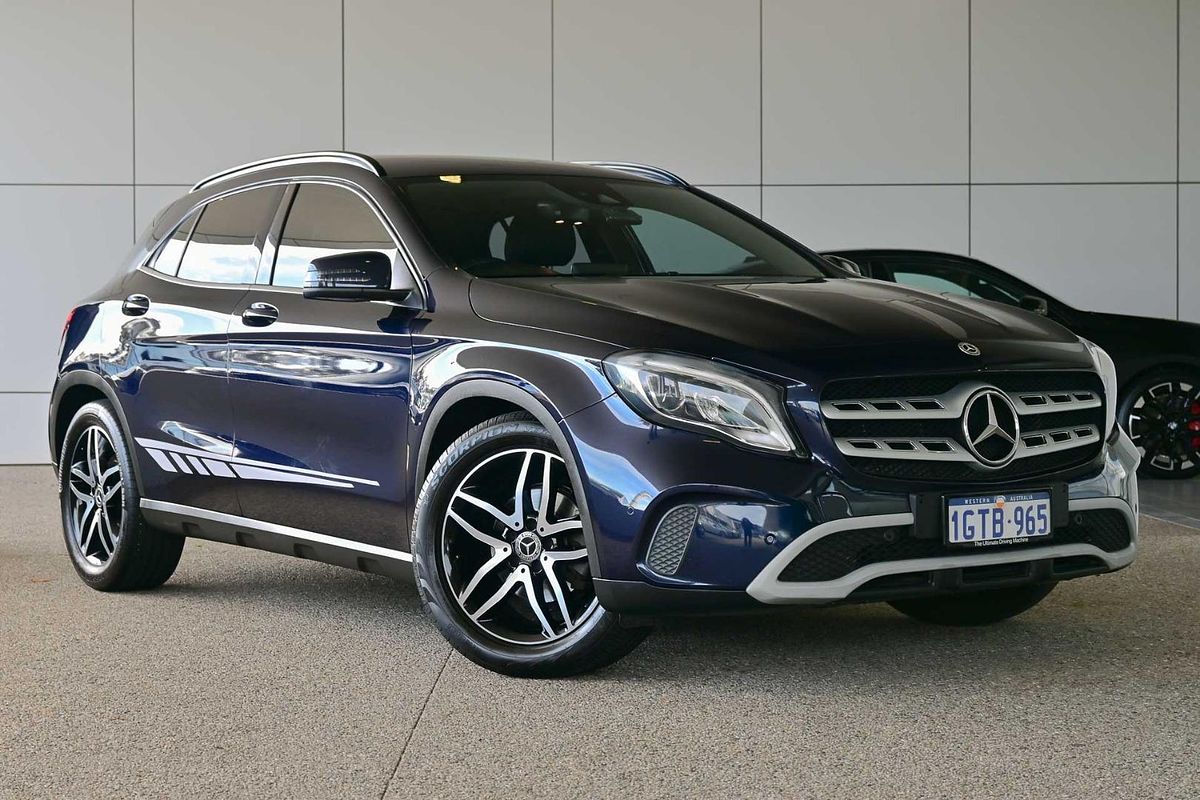 2017 Mercedes-Benz GLA-Class GLA180 X156