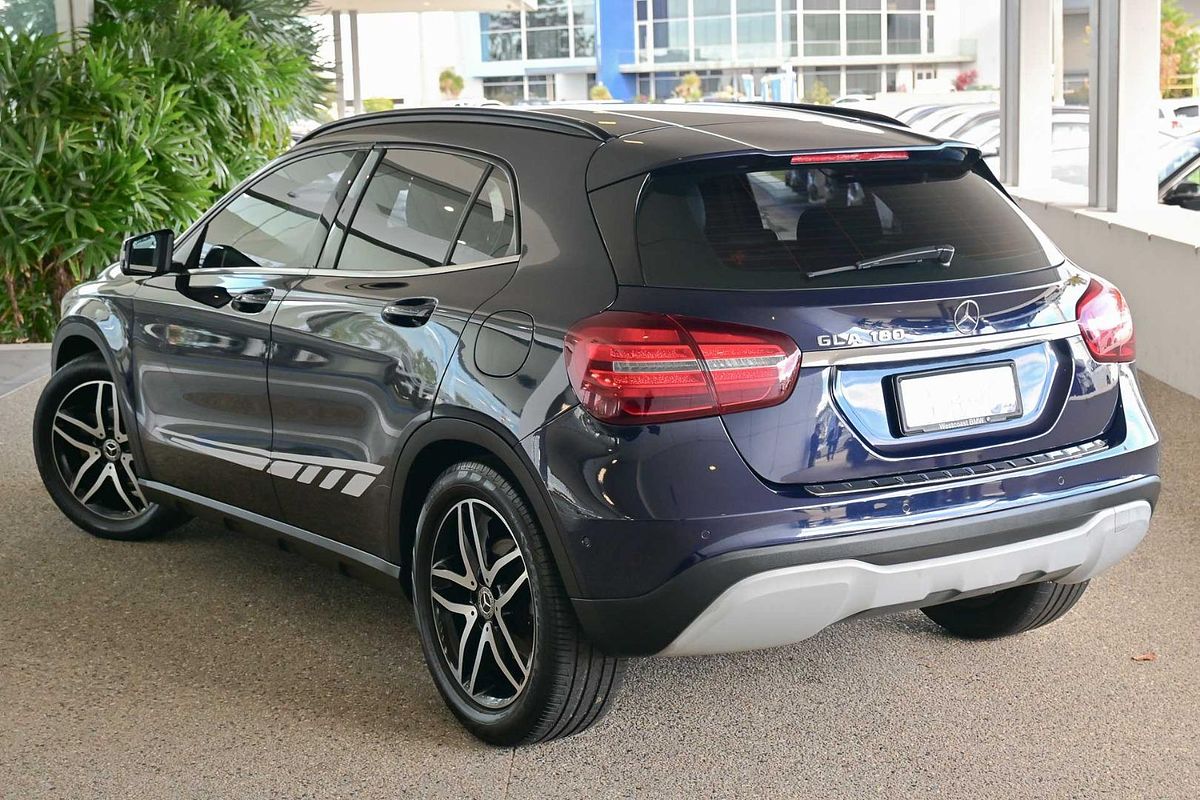 2017 Mercedes-Benz GLA-Class GLA180 X156