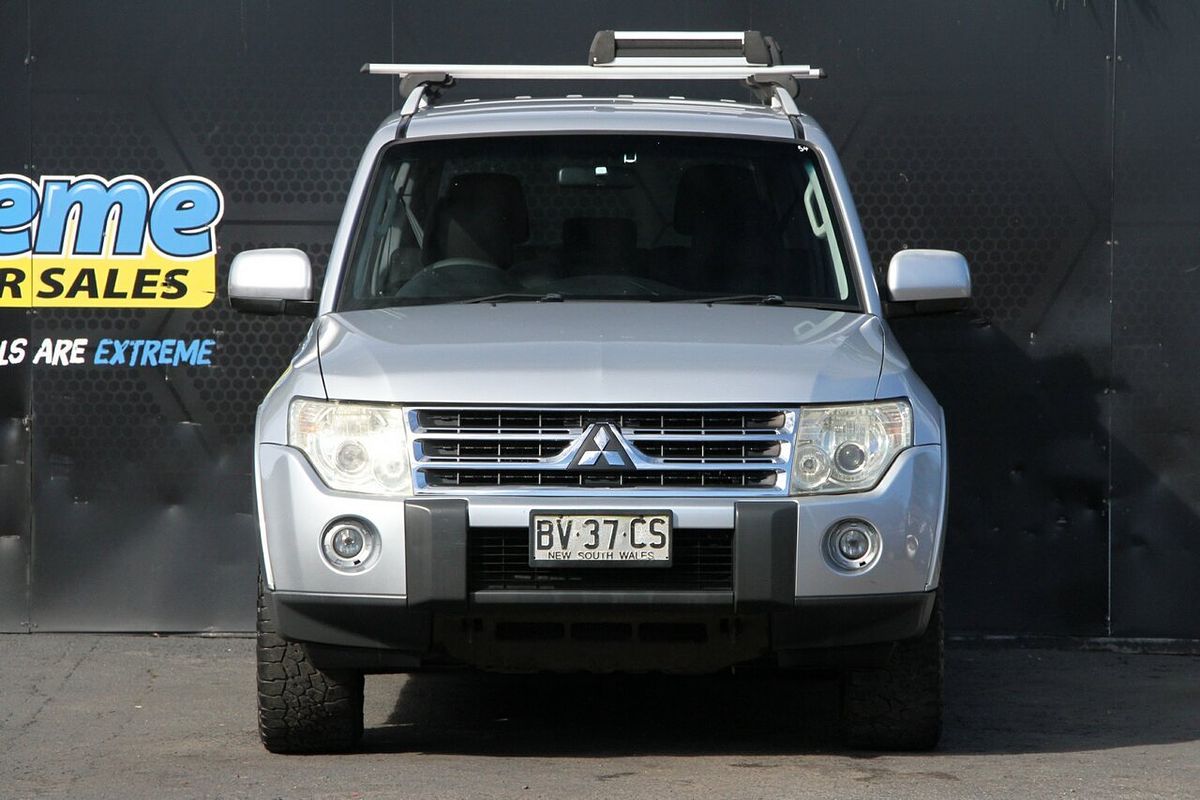 2009 Mitsubishi Pajero GLS NT