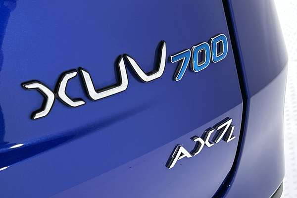 2023 Mahindra XUV700 AX7L thumb-21