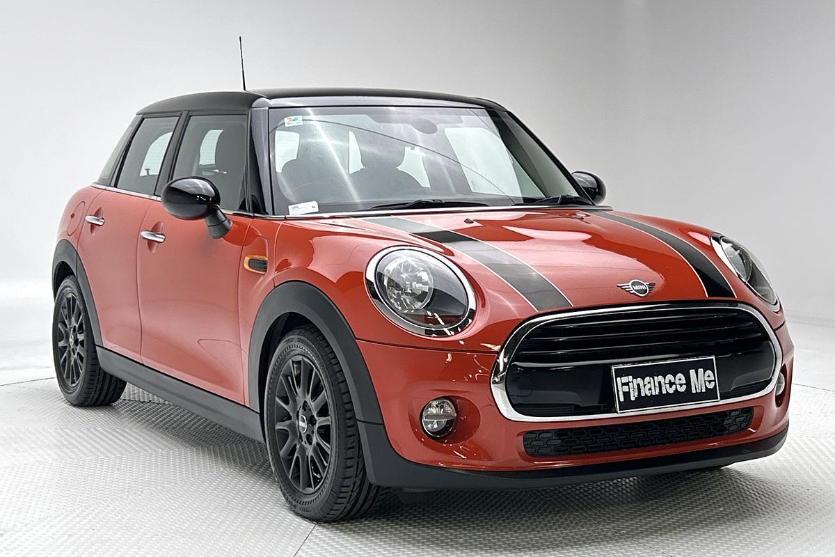 2018 MINI Hatch Cooper F55 LCI
