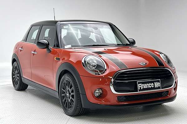 2018 MINI Hatch Cooper F55 LCI