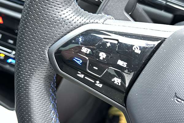 2024 Volkswagen T-Roc R D11 thumb-17