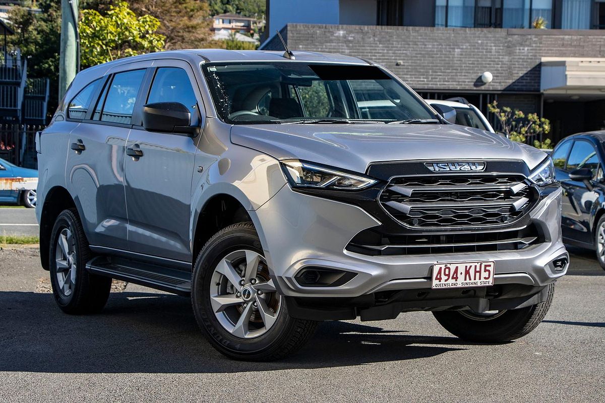 2023 Isuzu MU-X LS-M