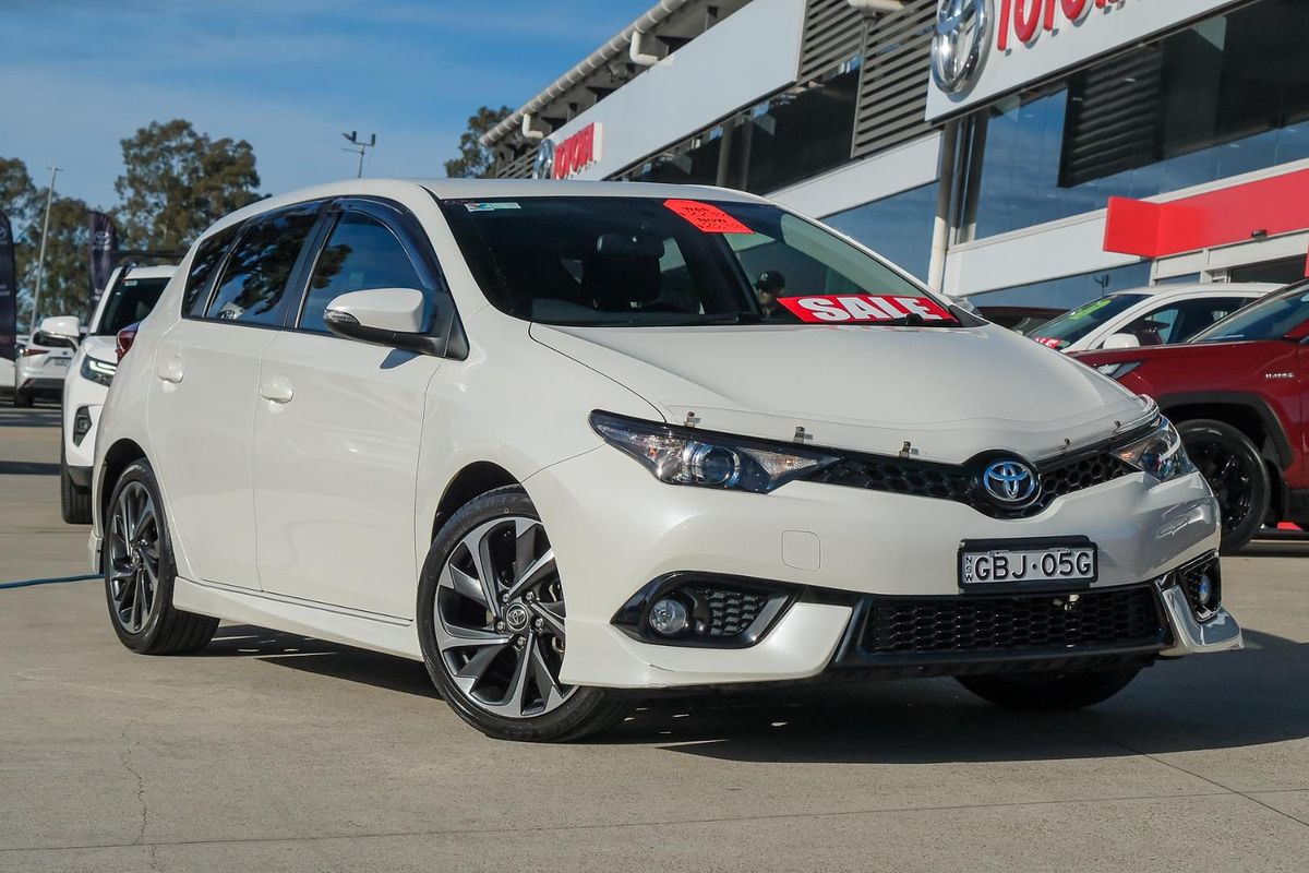 2018 Toyota Corolla SX ZRE182R