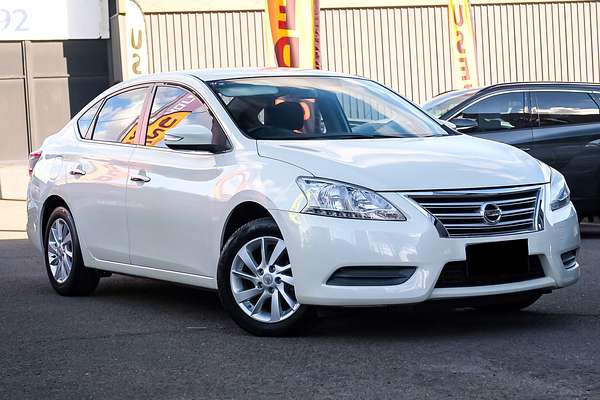 2014 Nissan Pulsar ST B17