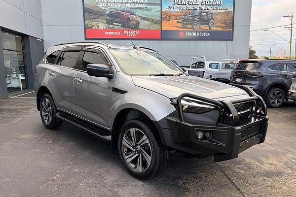 2026 Isuzu MU-X LS-T