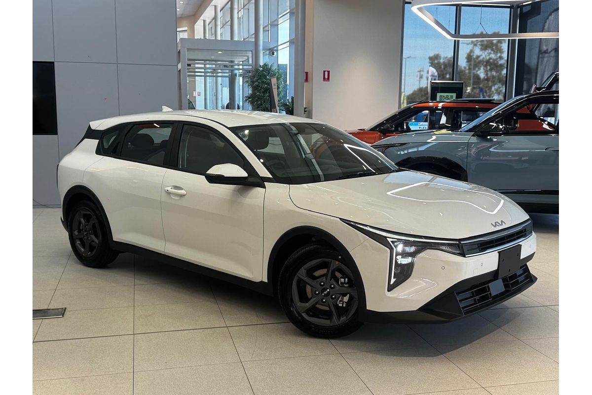 2026 Kia K4 S CL4m