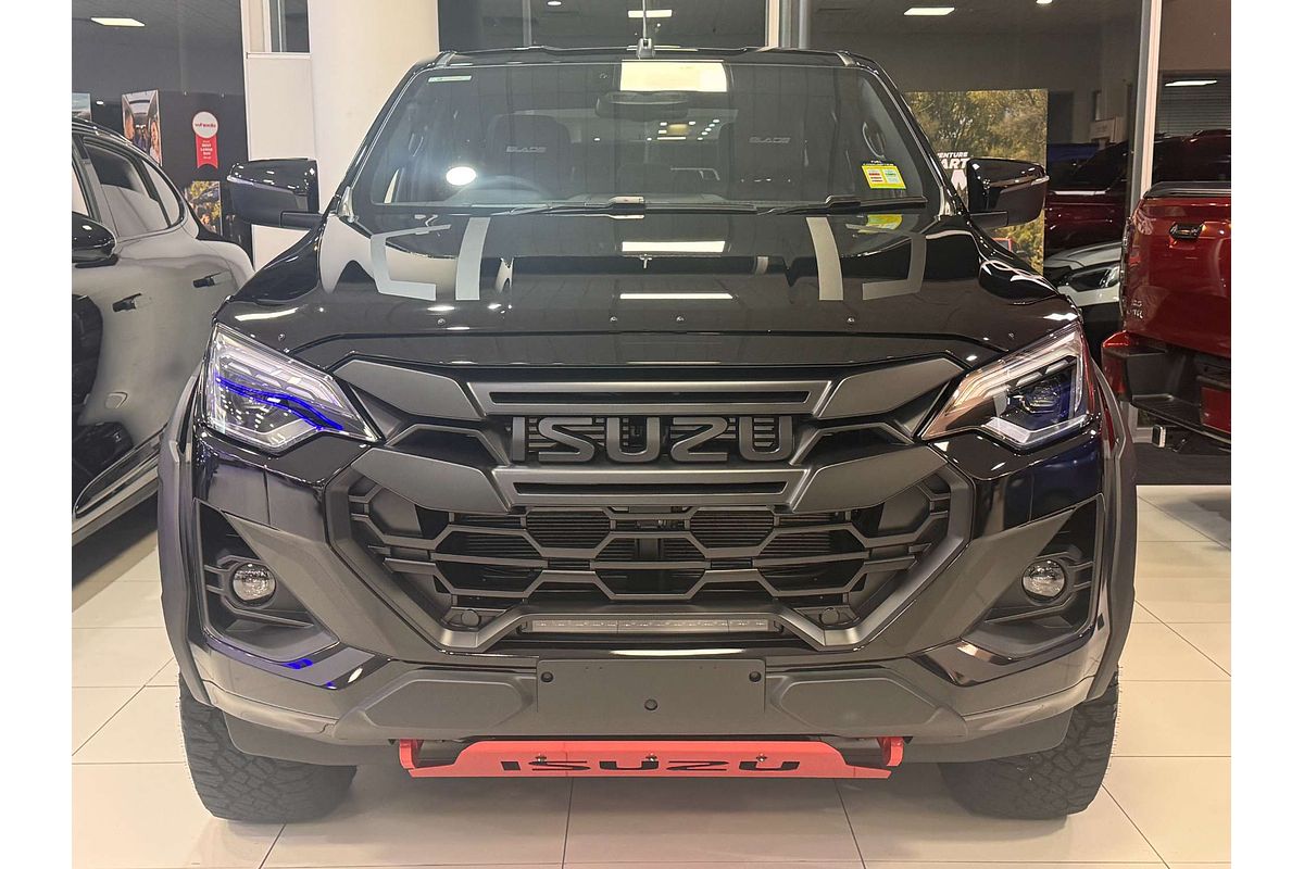 2026 Isuzu D-MAX BLADE 4X4